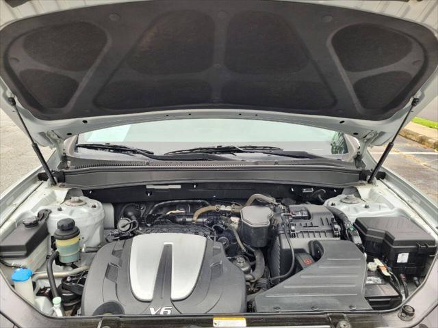 used 2011 Hyundai Santa Fe car, priced at $5,995