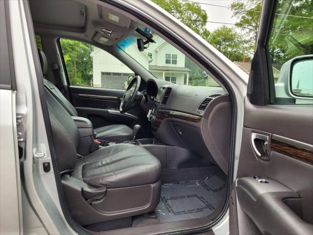 used 2011 Hyundai Santa Fe car, priced at $5,995