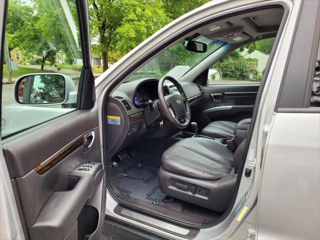 used 2011 Hyundai Santa Fe car, priced at $5,995