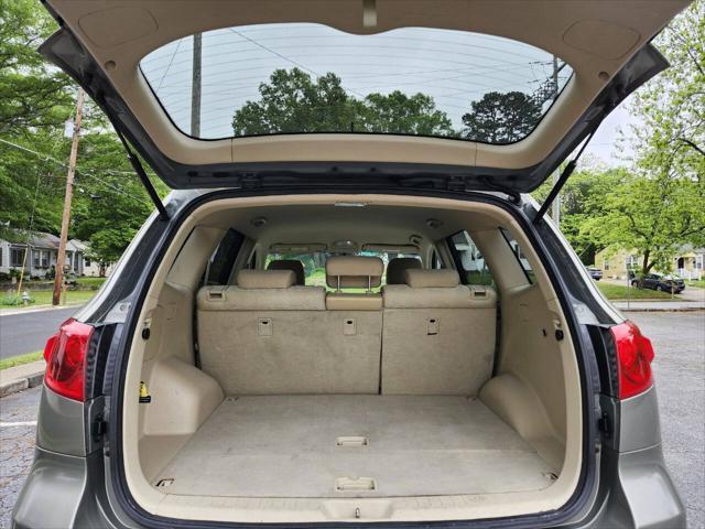 used 2007 Hyundai Santa Fe car, priced at $4,995