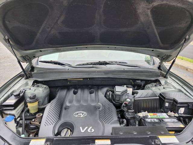 used 2007 Hyundai Santa Fe car, priced at $4,995
