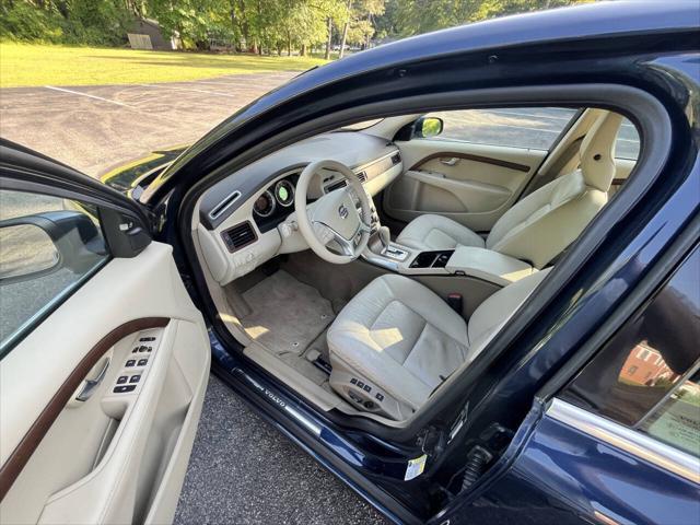 used 2011 Volvo S80 car, priced at $5,095