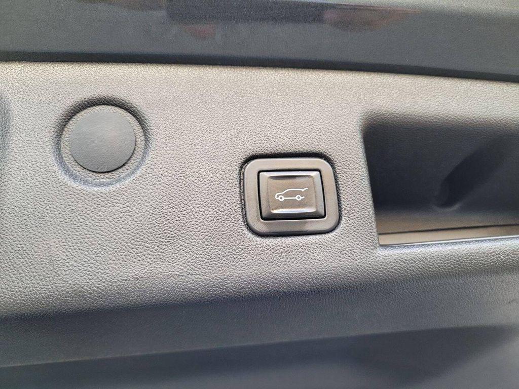 used 2019 Chevrolet Equinox car, priced at $8,495