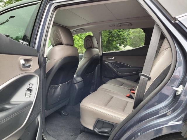 used 2013 Hyundai Santa Fe car, priced at $6,995