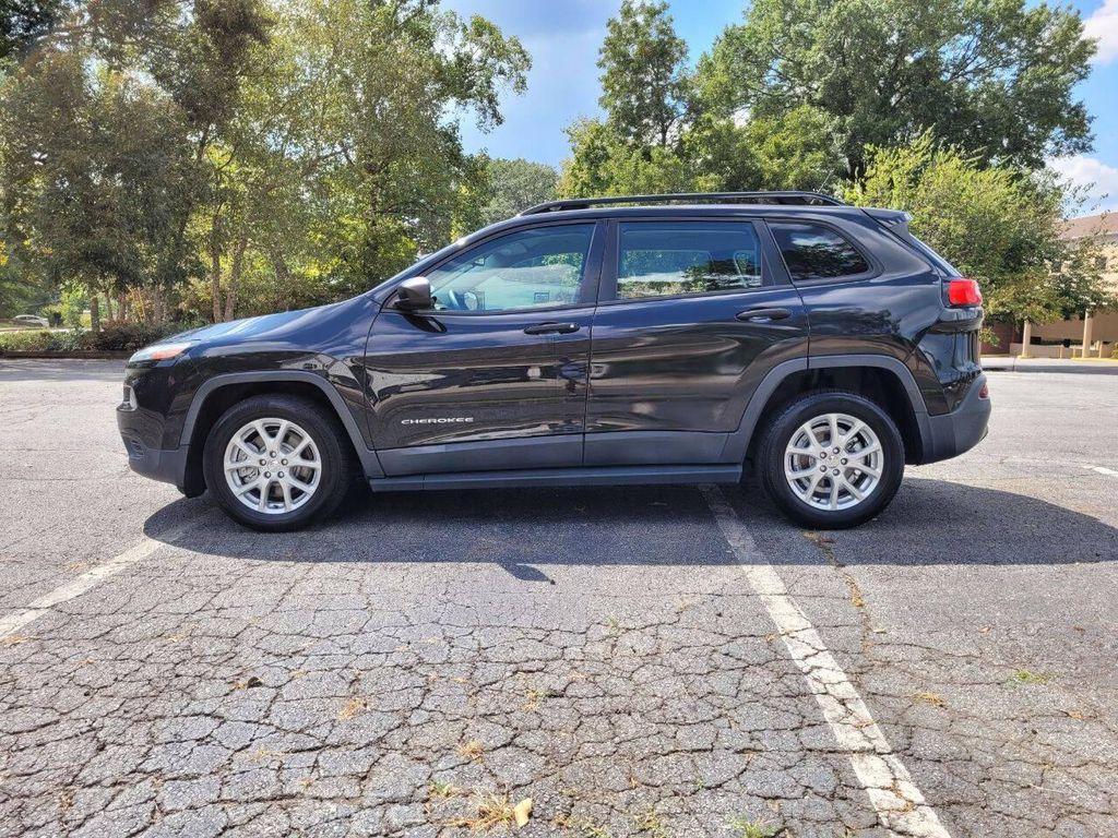 used 2015 Jeep Cherokee car, priced at $6,995