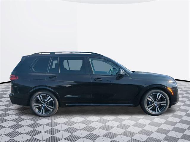 new 2025 BMW X7 car, priced at $116,295