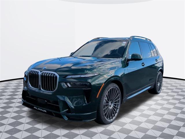 new 2025 BMW X7 car, priced at $157,645