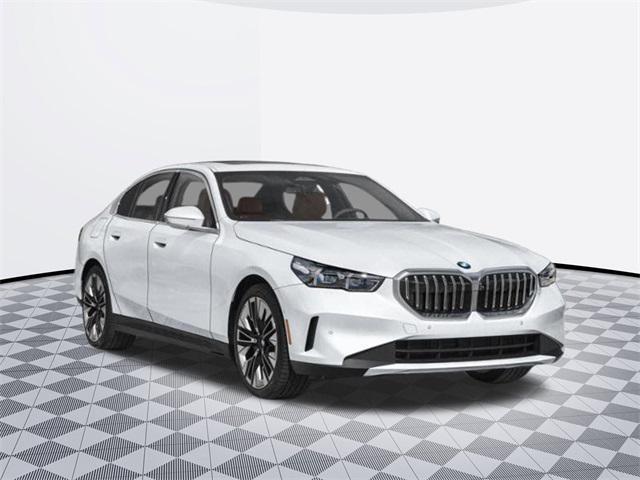 new 2025 BMW 540 car, priced at $77,475