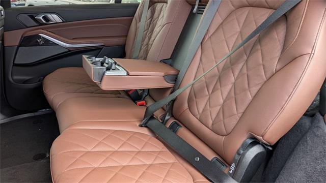 new 2026 BMW X7 car, priced at $100,530