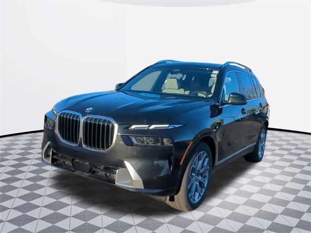 new 2025 BMW X7 car, priced at $89,905