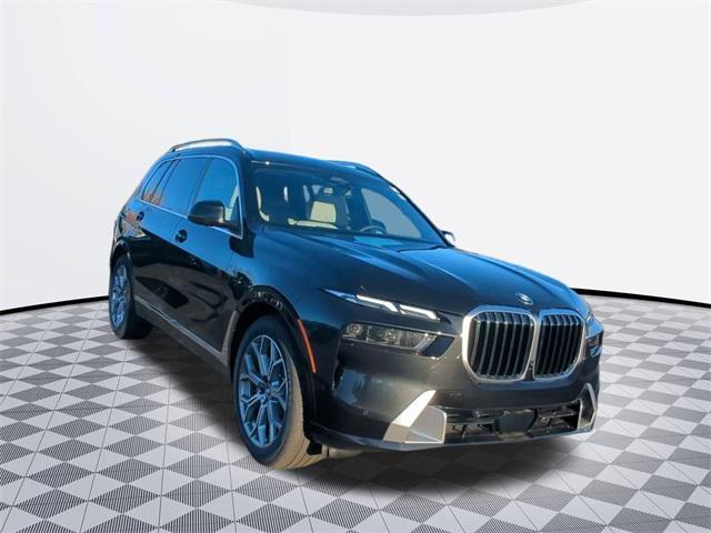 new 2025 BMW X7 car, priced at $89,905