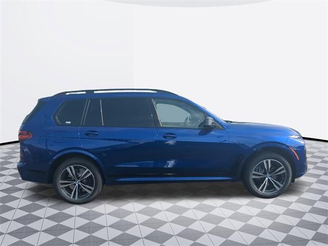 new 2025 BMW X7 car, priced at $116,475