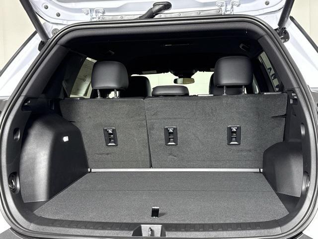new 2026 Chevrolet Equinox car, priced at $36,268