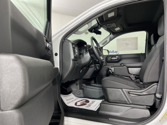 new 2025 Chevrolet Silverado 1500 car, priced at $38,184