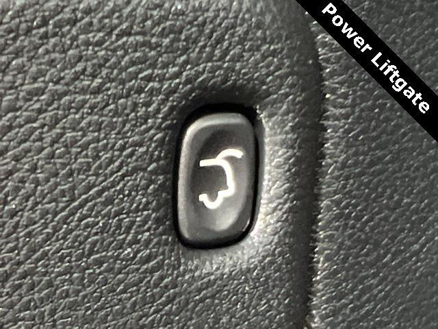 used 2017 Jeep Grand Cherokee car, priced at $11,888