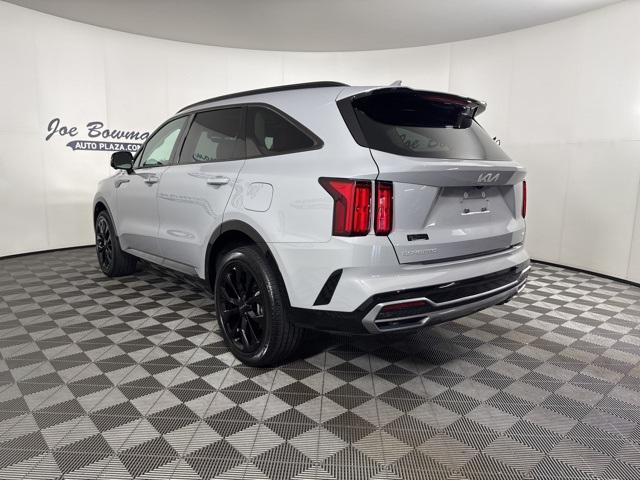 used 2023 Kia Sorento car, priced at $34,274