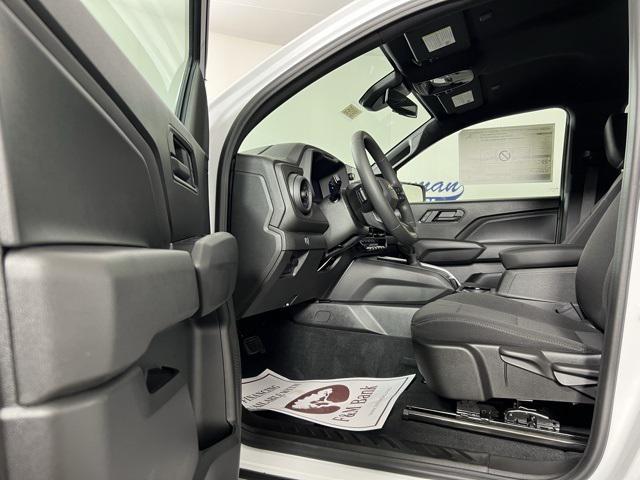 new 2025 Chevrolet Colorado car, priced at $35,093