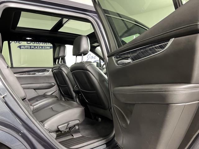 used 2022 Cadillac XT6 car, priced at $36,171
