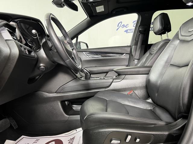 used 2022 Cadillac XT6 car, priced at $36,171
