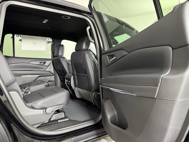 new 2026 Chevrolet Traverse car, priced at $51,240