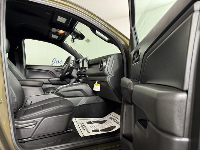 new 2025 Chevrolet Colorado car, priced at $45,245
