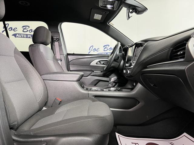 used 2023 Chevrolet Traverse car, priced at $35,960