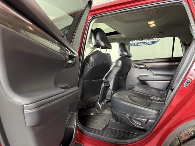 used 2023 Toyota Highlander car, priced at $42,438