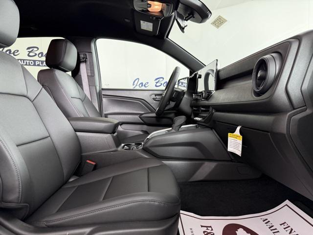 new 2025 Chevrolet Colorado car, priced at $49,950