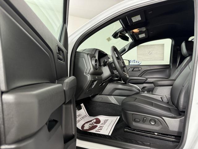 new 2025 Chevrolet Colorado car, priced at $49,950