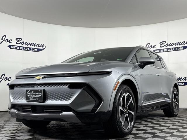 new 2025 Chevrolet Equinox EV car, priced at $34,280