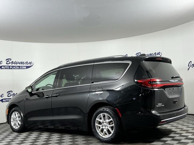 used 2021 Chrysler Pacifica car, priced at $28,148