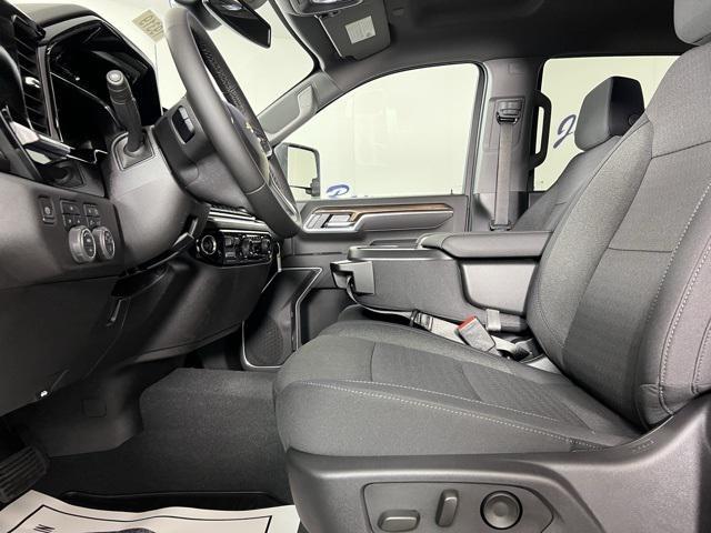 new 2025 Chevrolet Silverado 2500 car, priced at $71,880