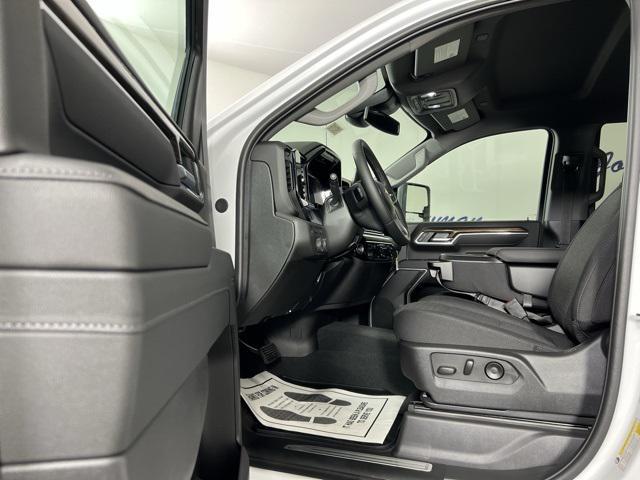 new 2025 Chevrolet Silverado 2500 car, priced at $71,880