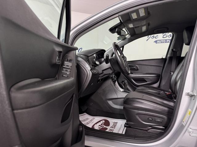 used 2022 Chevrolet Trax car, priced at $18,585