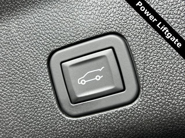 new 2025 Chevrolet Suburban car, priced at $91,752
