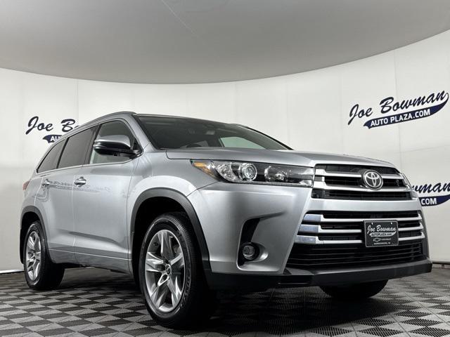 used 2019 Toyota Highlander car, priced at $28,382