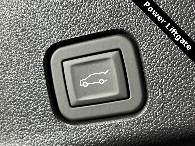 new 2025 Chevrolet Traverse car, priced at $54,795