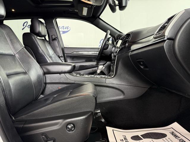 used 2022 Jeep Grand Cherokee car, priced at $25,856