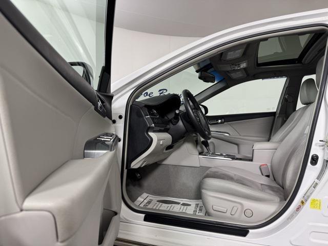 used 2014 Toyota Camry Hybrid car, priced at $15,997