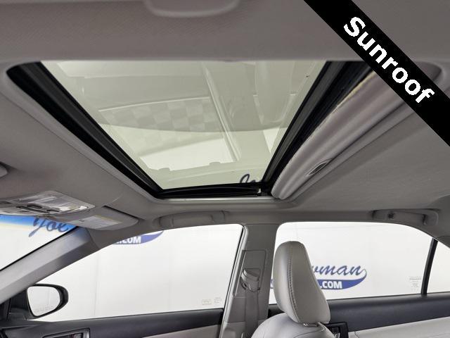 used 2014 Toyota Camry Hybrid car, priced at $15,997