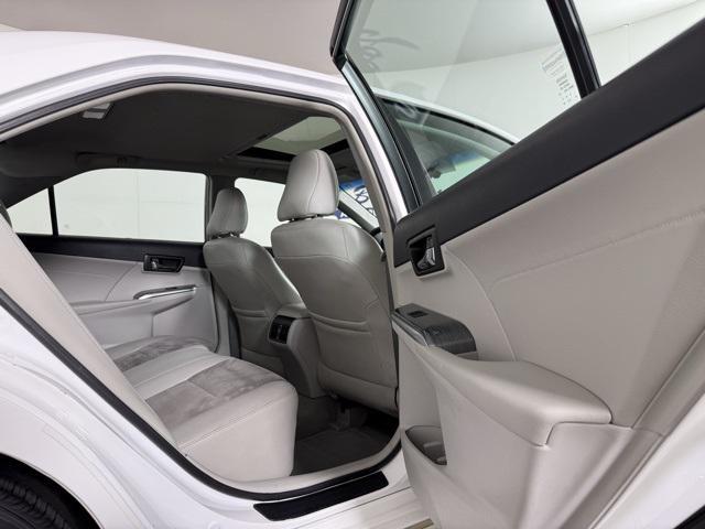 used 2014 Toyota Camry Hybrid car, priced at $15,997