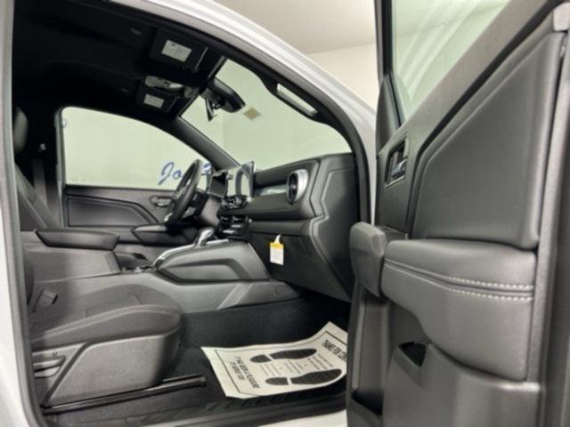 new 2025 Chevrolet Colorado car, priced at $32,611