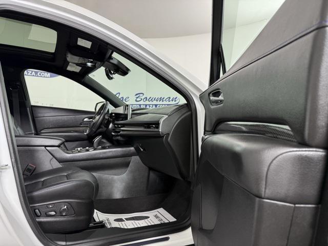 used 2024 Cadillac XT4 car, priced at $42,287