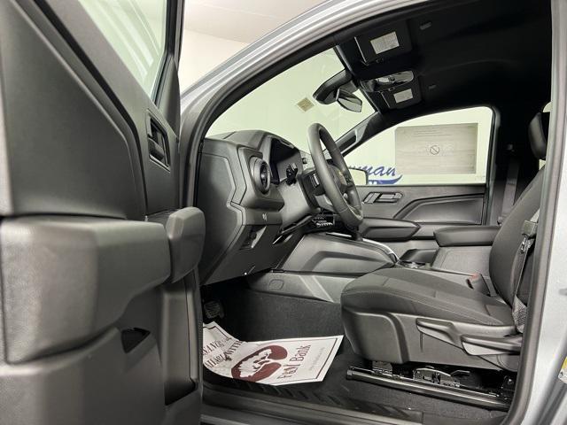 new 2025 Chevrolet Colorado car, priced at $33,206