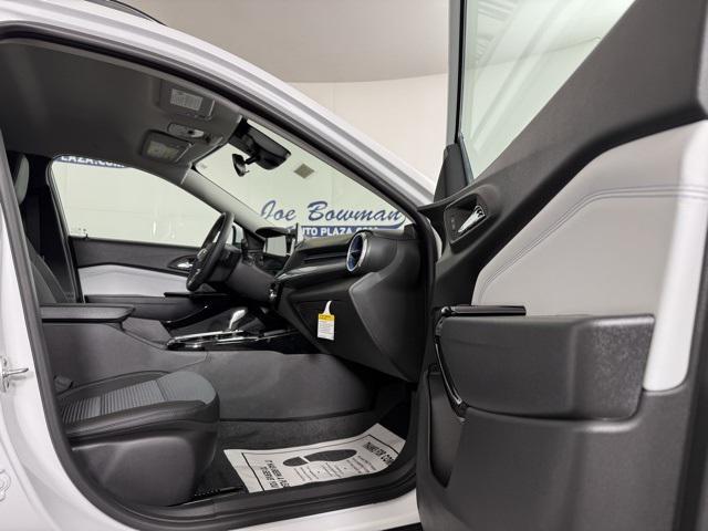 new 2025 Chevrolet Trax car, priced at $25,510