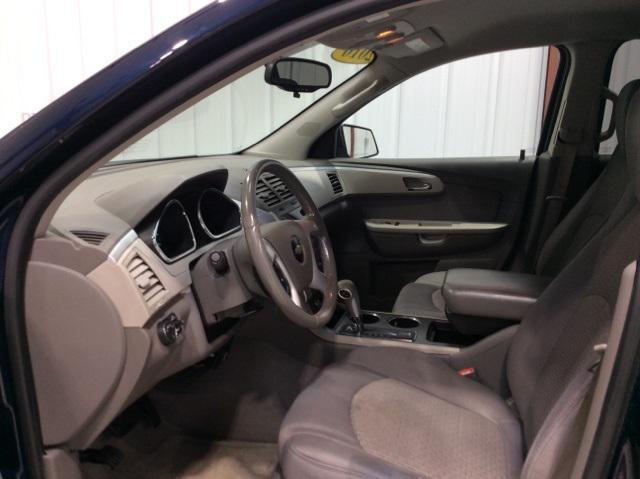 used 2010 Chevrolet Traverse car, priced at $5,900