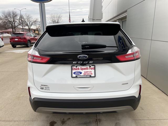 used 2022 Ford Edge car