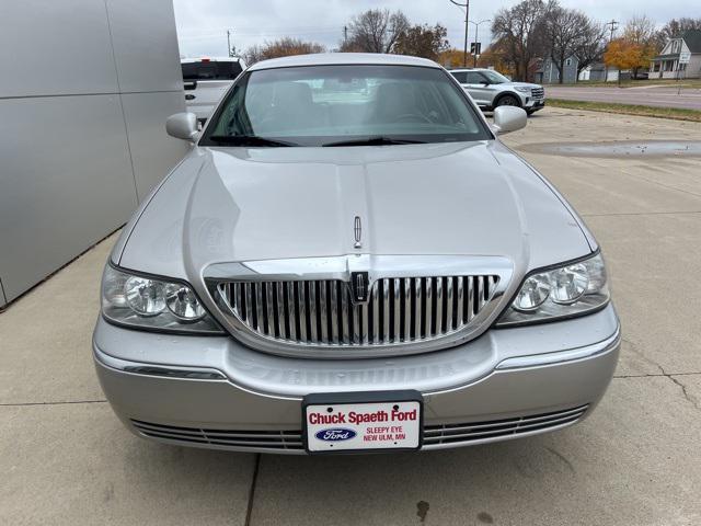 used 2011 Lincoln Town Car car, priced at $7,900