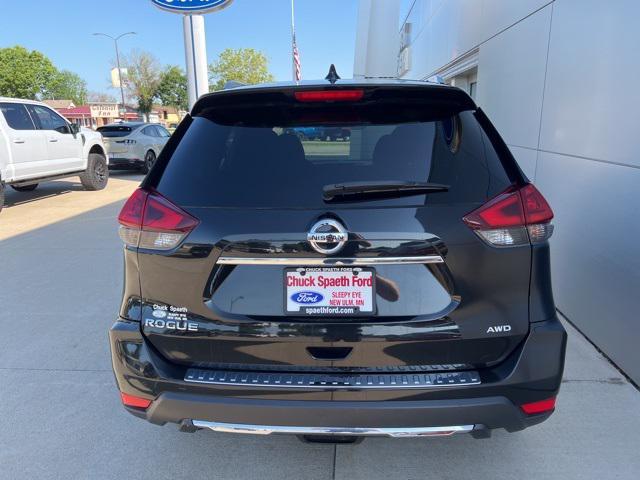 used 2018 Nissan Rogue car, priced at $13,900