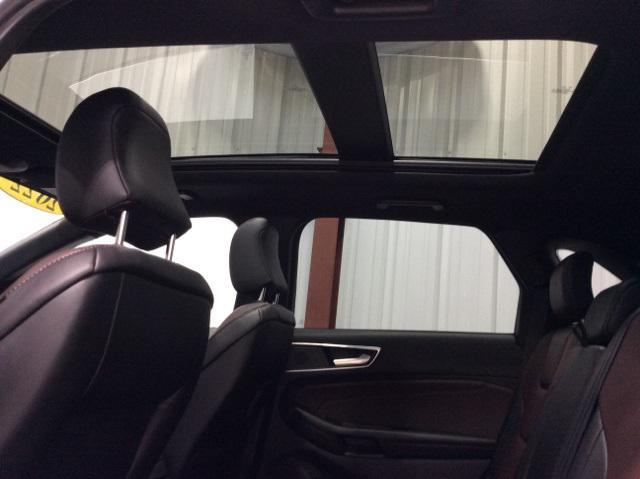 used 2022 Ford Edge car, priced at $32,900